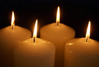 Four Advent candles
